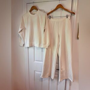 Victoria's Secret VSX cream sweatshirt and sweatpants set size small